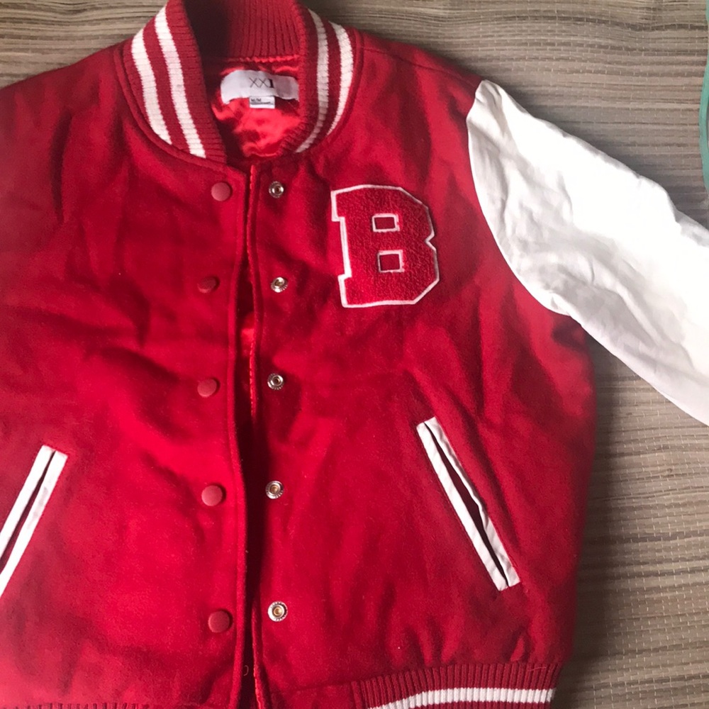 REVERSIBLE varsity bomber jacket forever 21